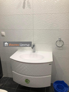 Продава 3-СТАЕН